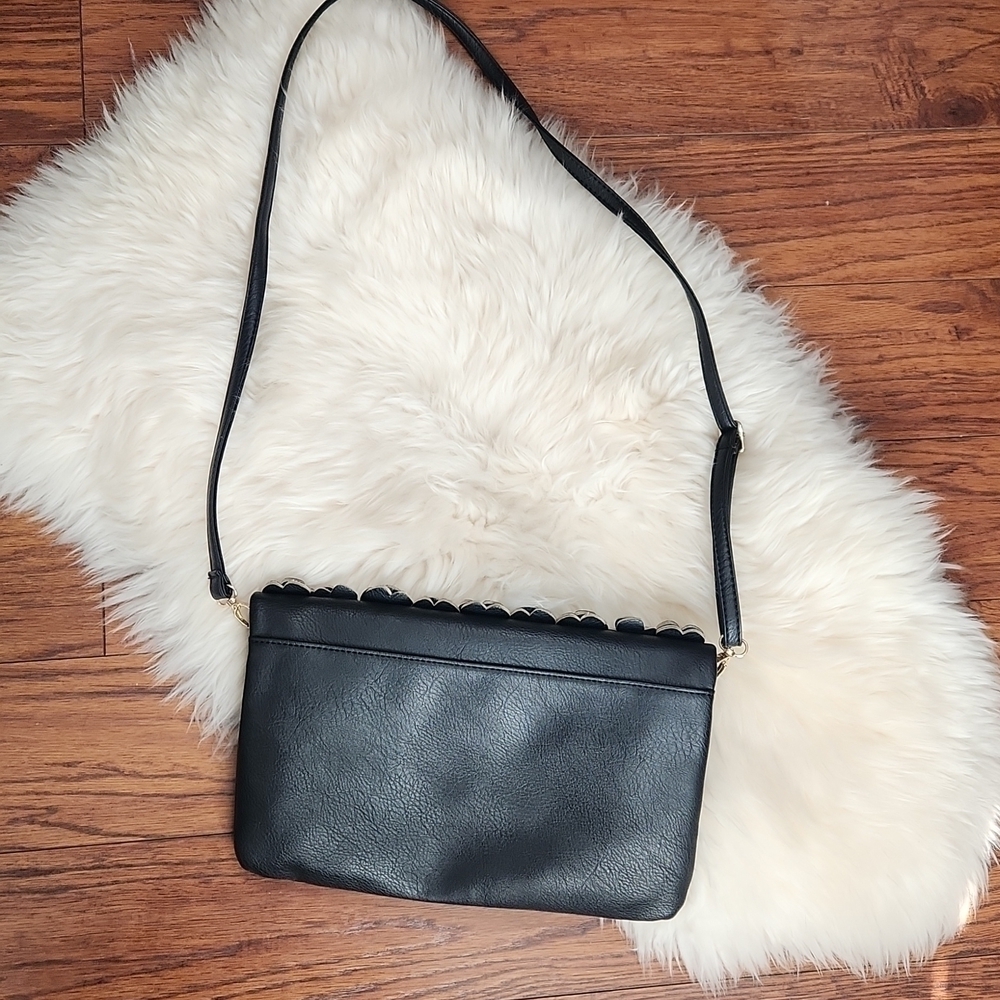Yoki Black And Gold Flower Cutout Crossbody Purse - Picture 5 of 7